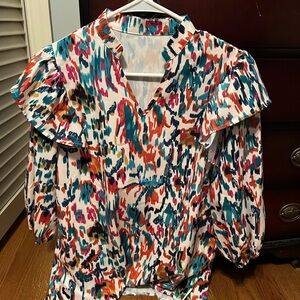 Multi color top size small